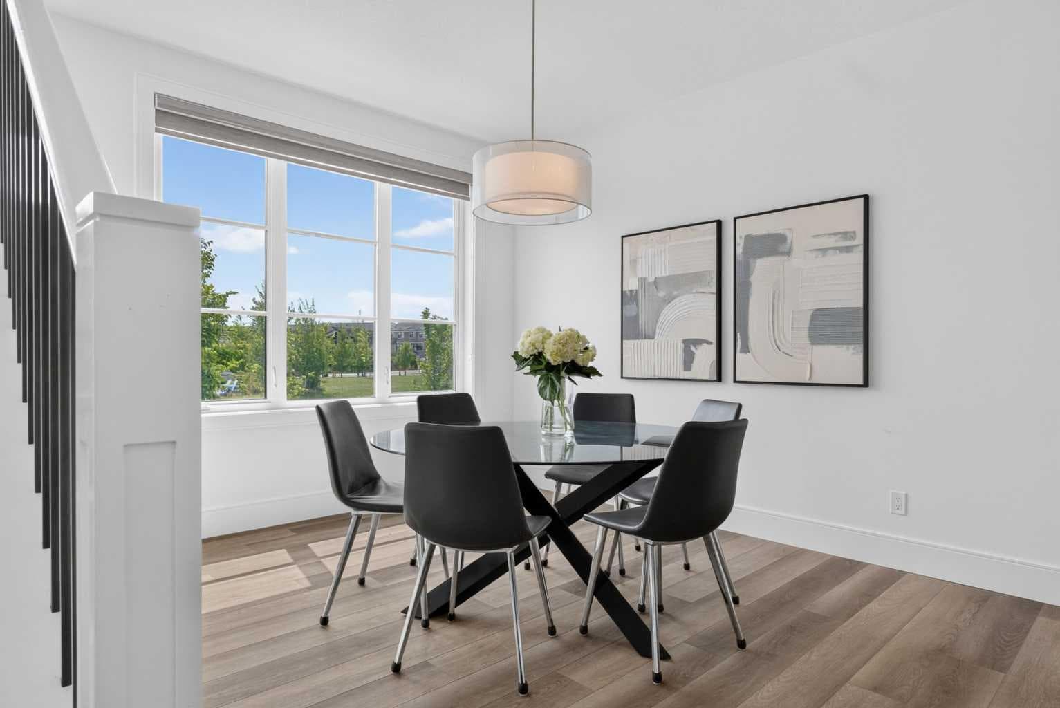 235 Treeline View SW