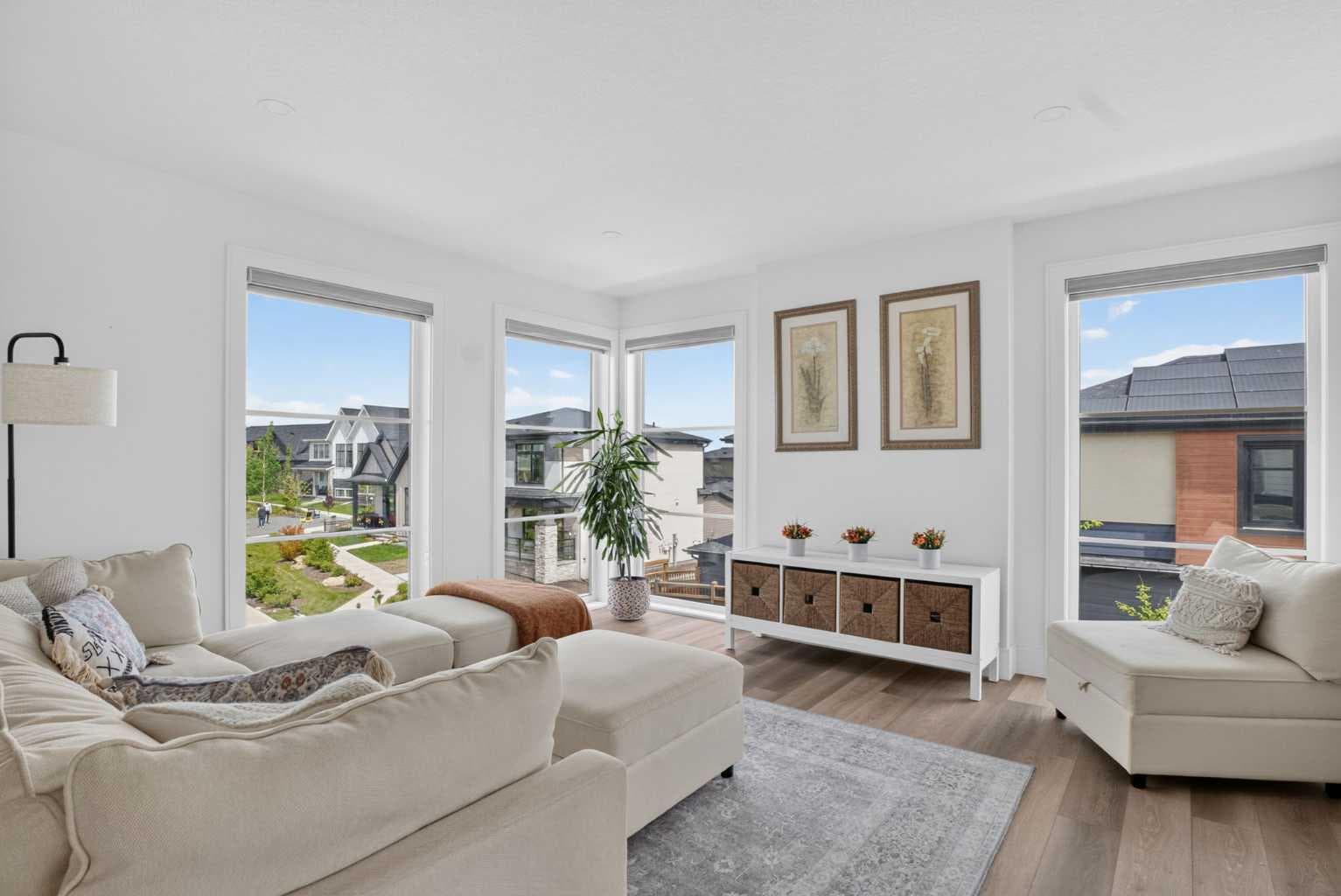 235 Treeline View SW