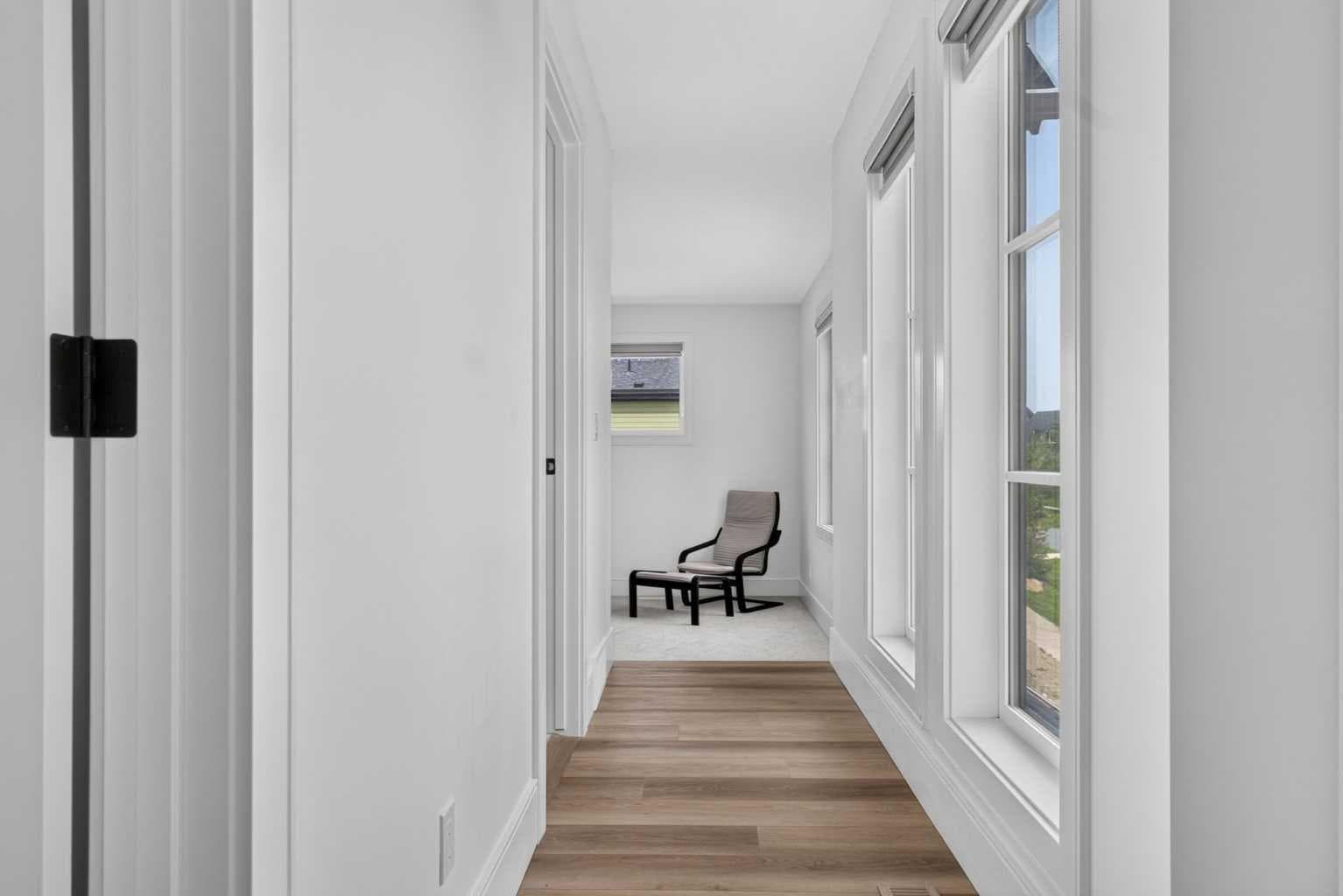 235 Treeline View SW