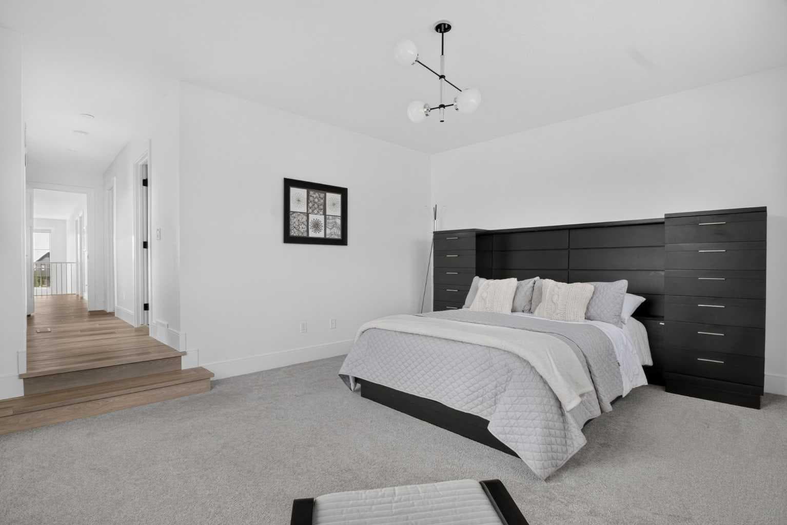 235 Treeline View SW