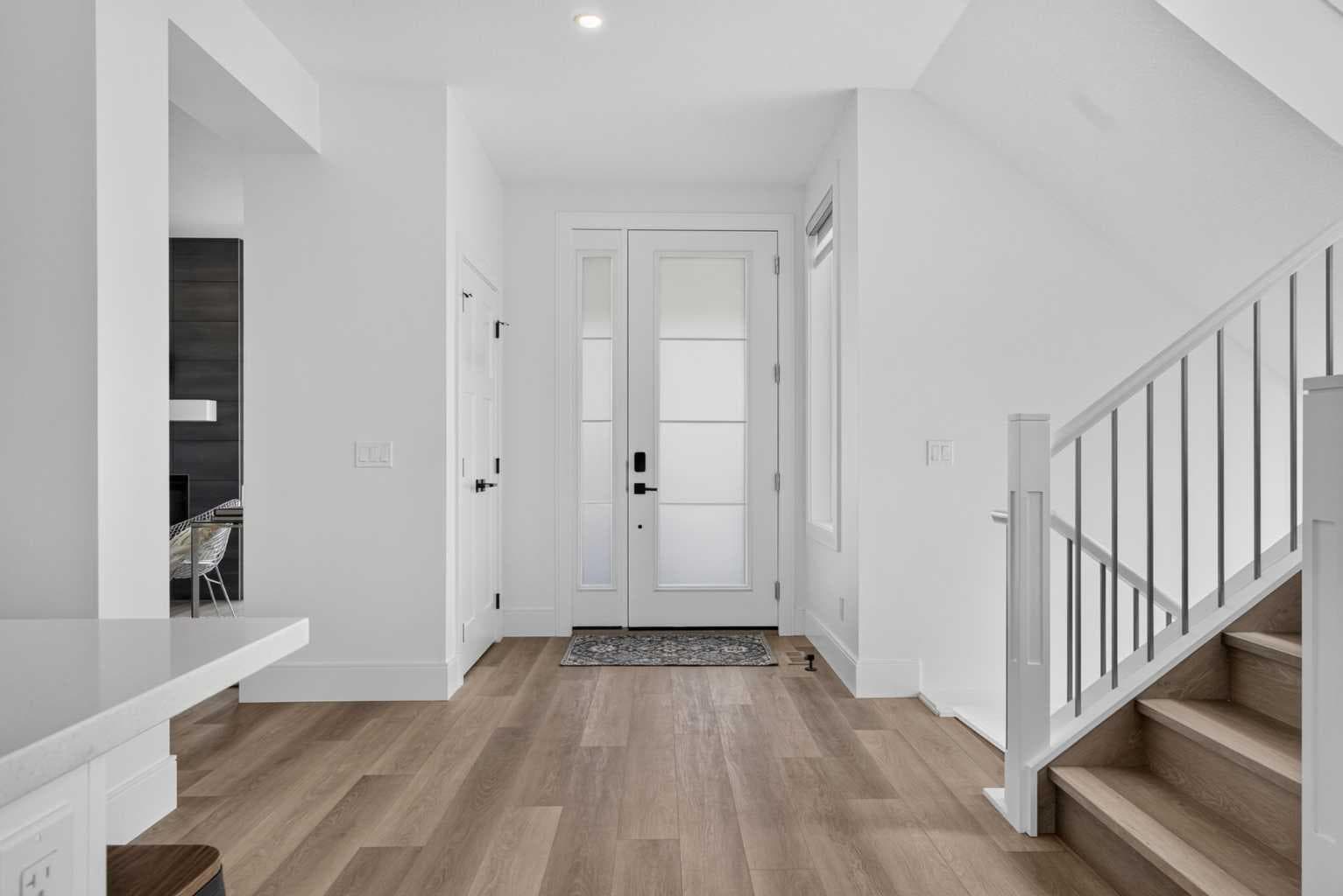 235 Treeline View SW