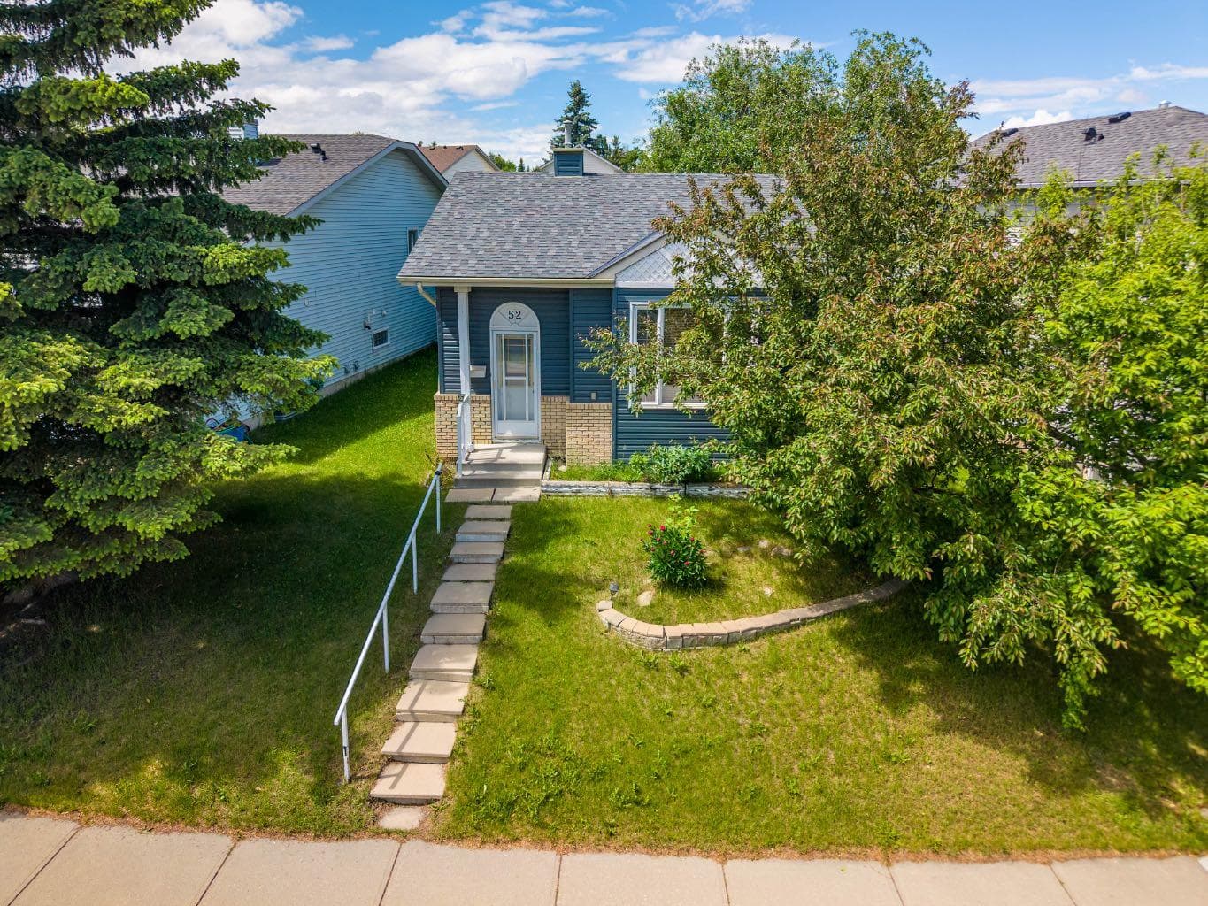 52 Covington Road NE