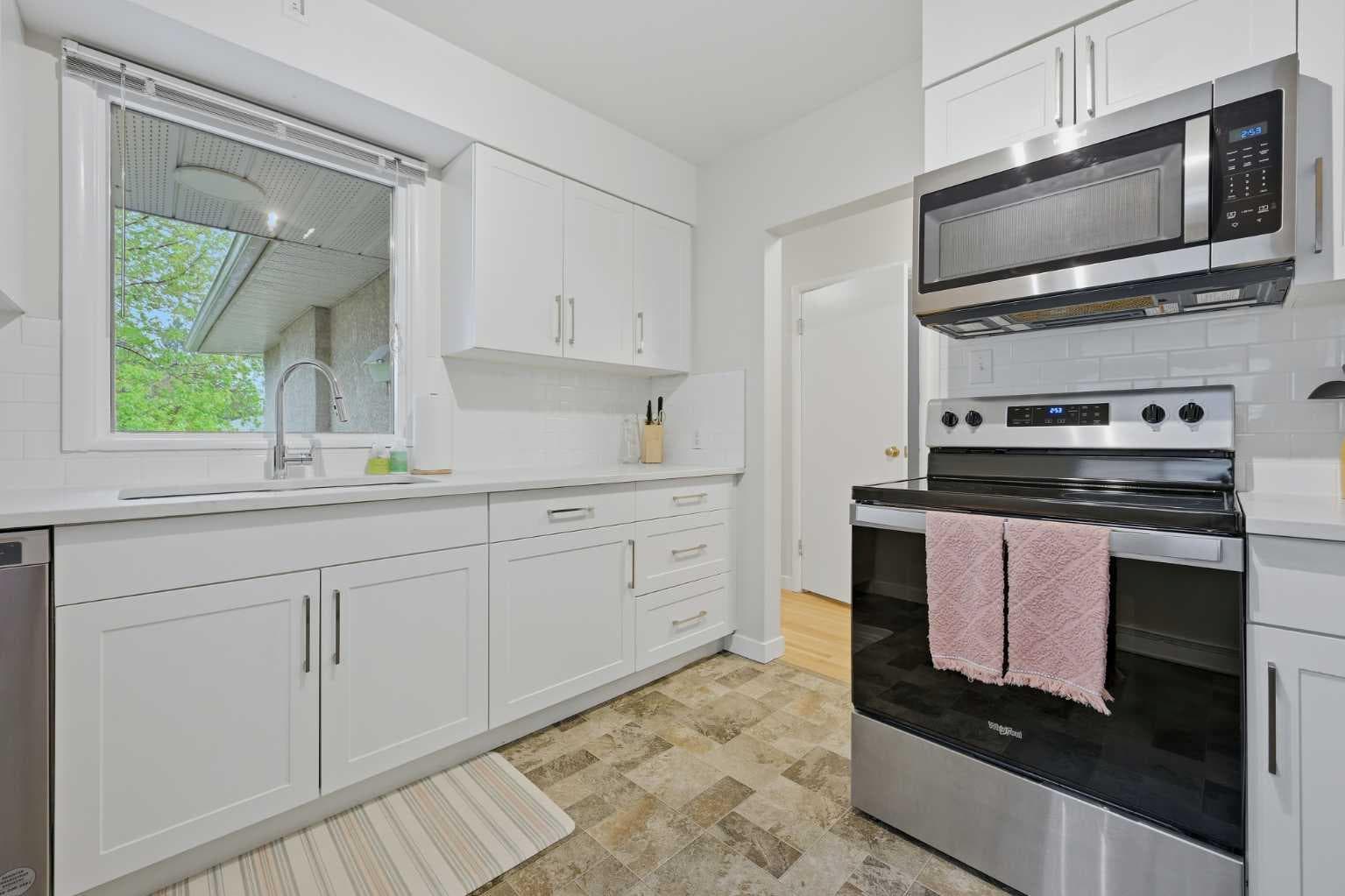 2404 & 2406 Richmond Road SW
