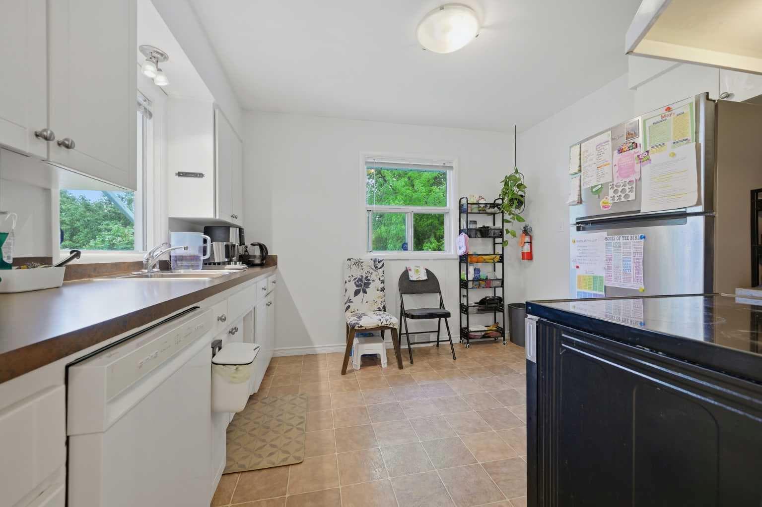 2404 & 2406 Richmond Road SW