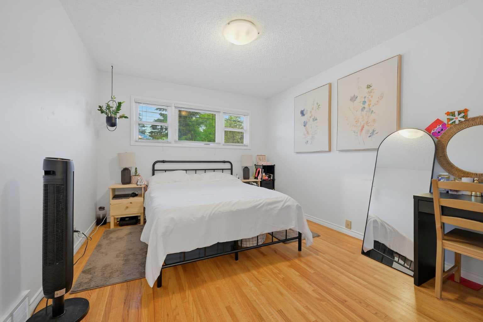 2404 & 2406 Richmond Road SW