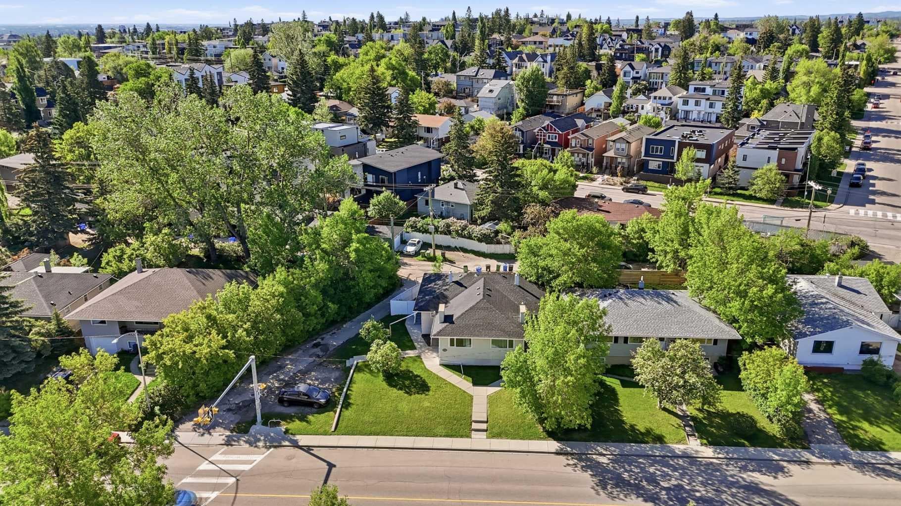 2404 & 2406 Richmond Road SW