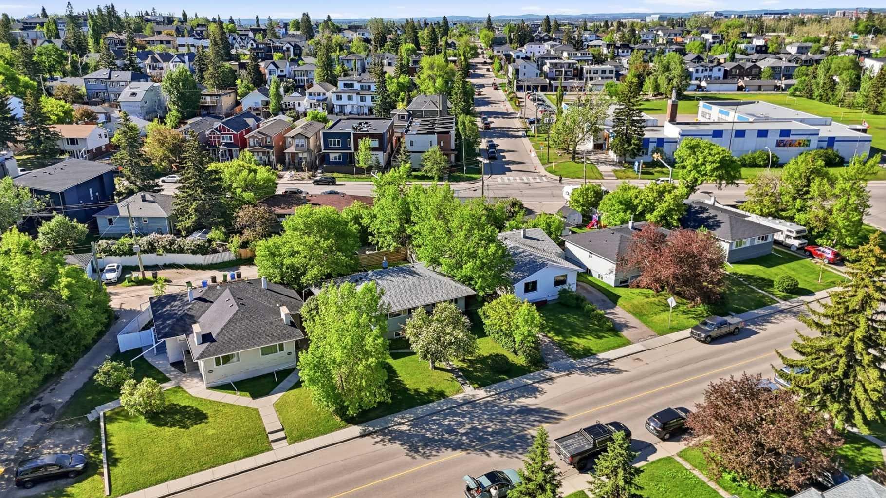 2404 & 2406 Richmond Road SW