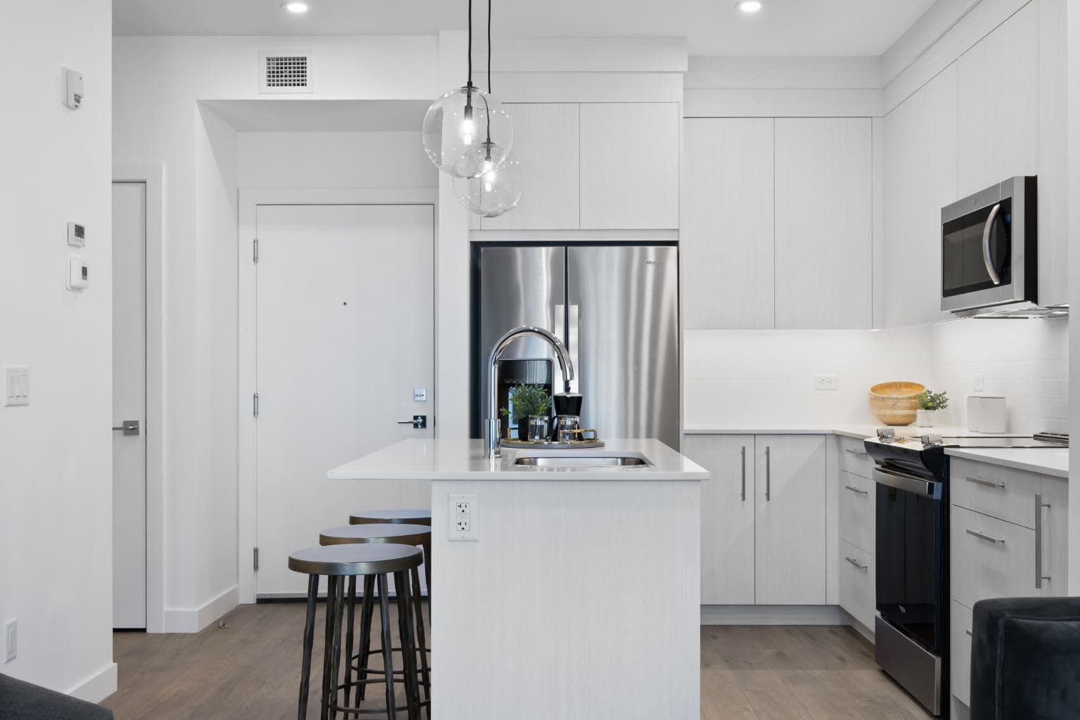 4313, 6 Merganser Drive W