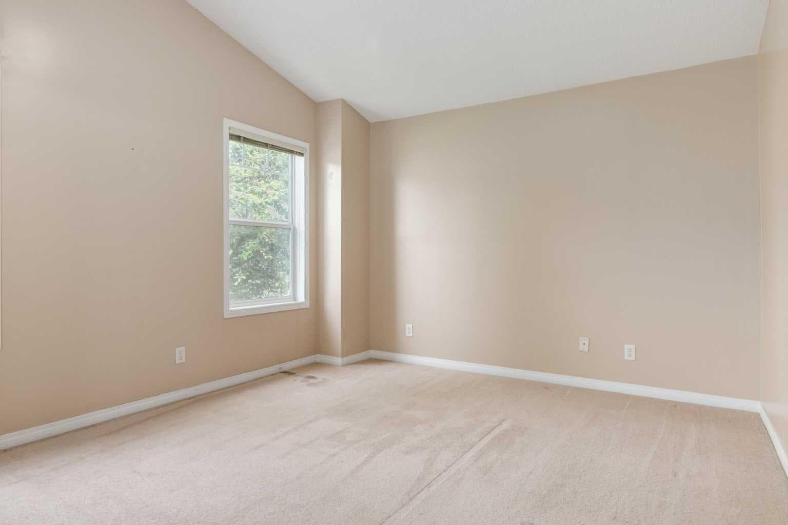 109 Hidden Creek Gardens NW
