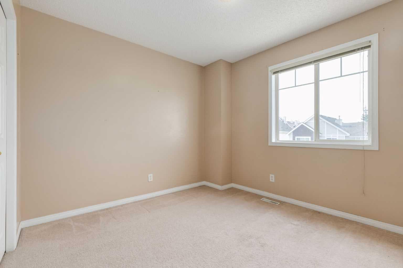 109 Hidden Creek Gardens NW