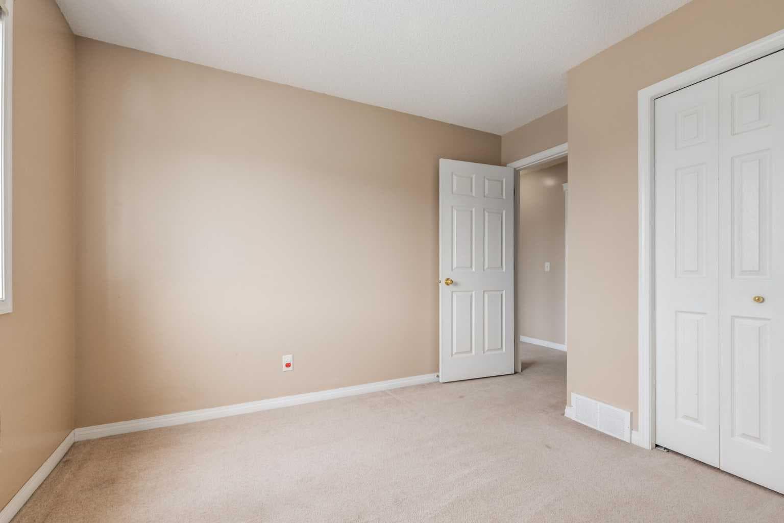 109 Hidden Creek Gardens NW