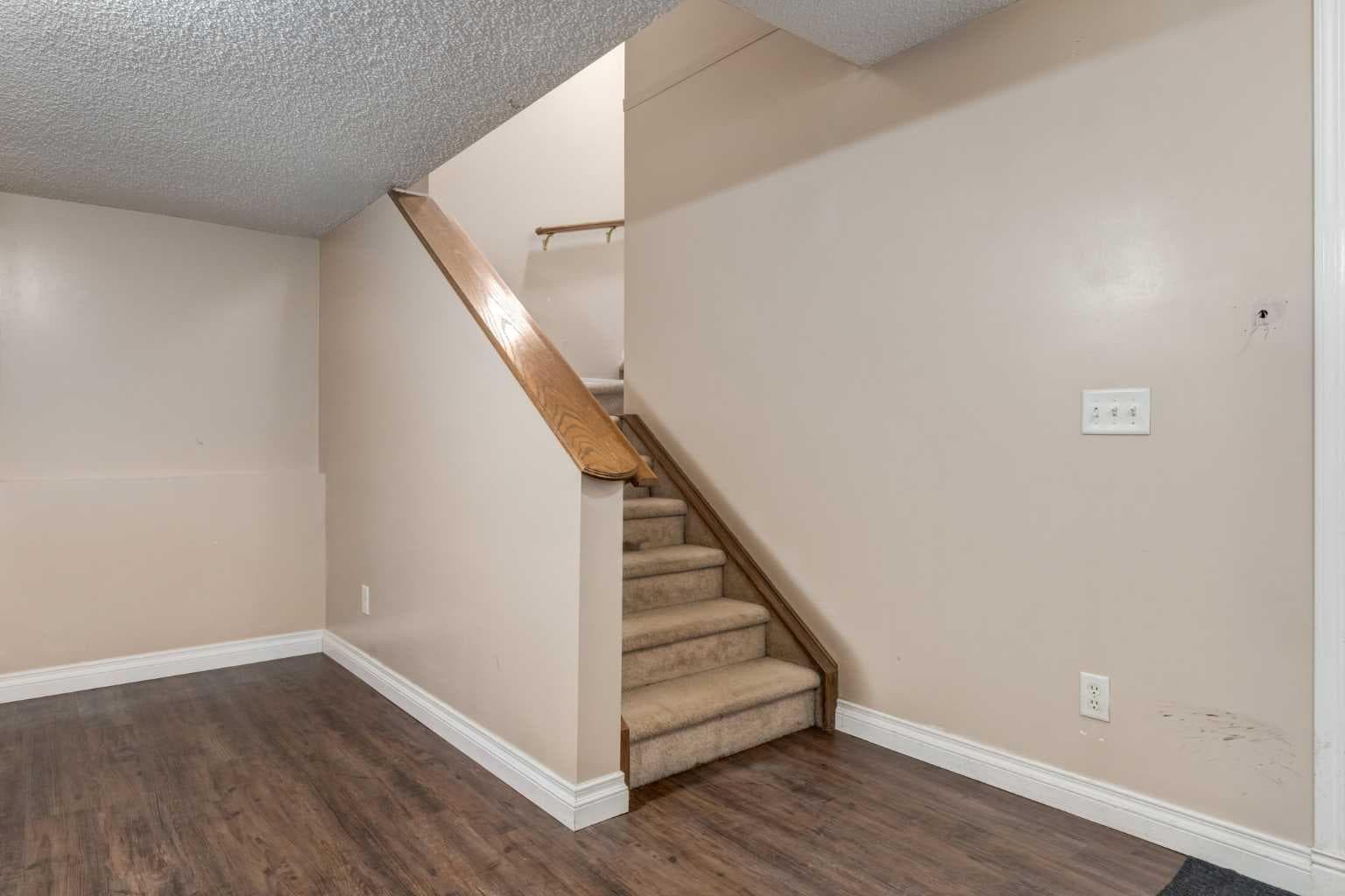 109 Hidden Creek Gardens NW