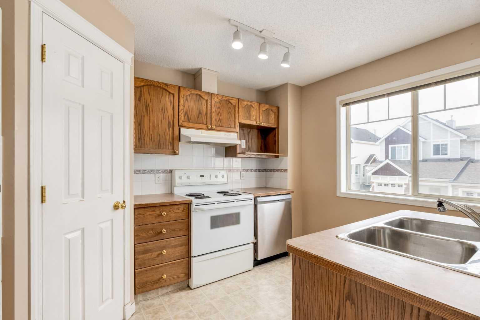 109 Hidden Creek Gardens NW