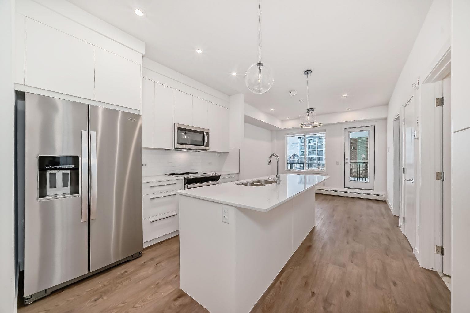 4416, 6 Merganser Drive W