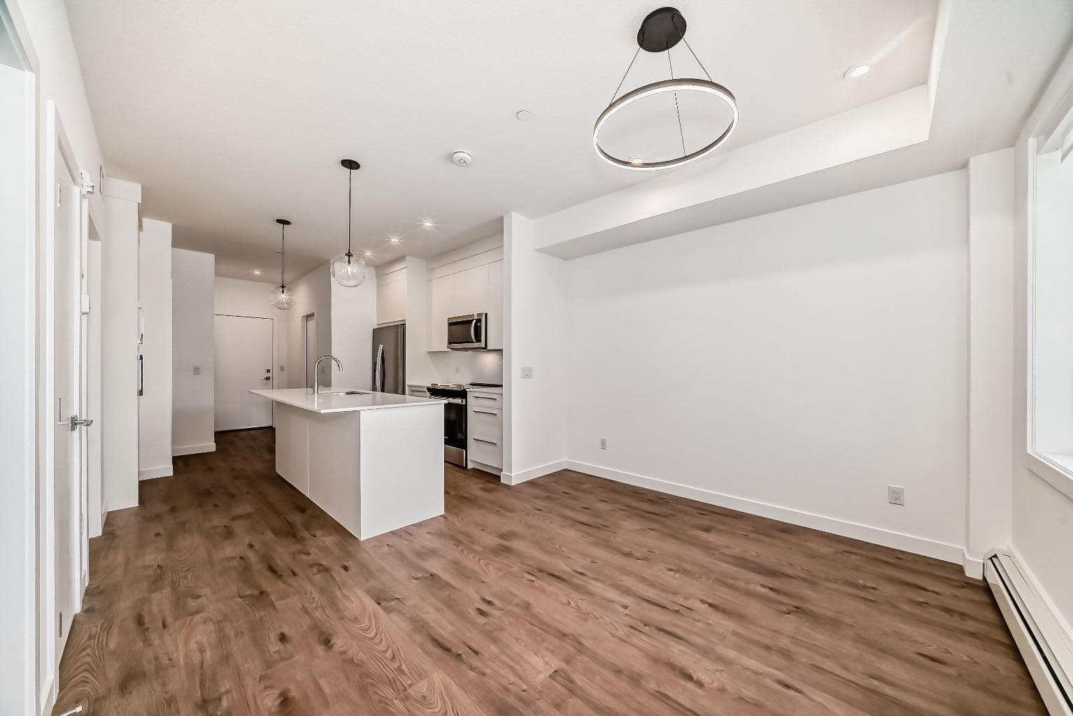 4416, 6 Merganser Drive W