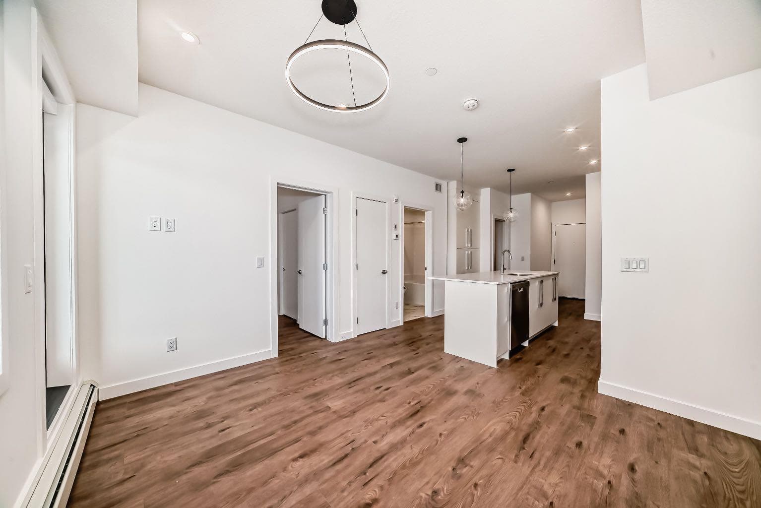 4416, 6 Merganser Drive W