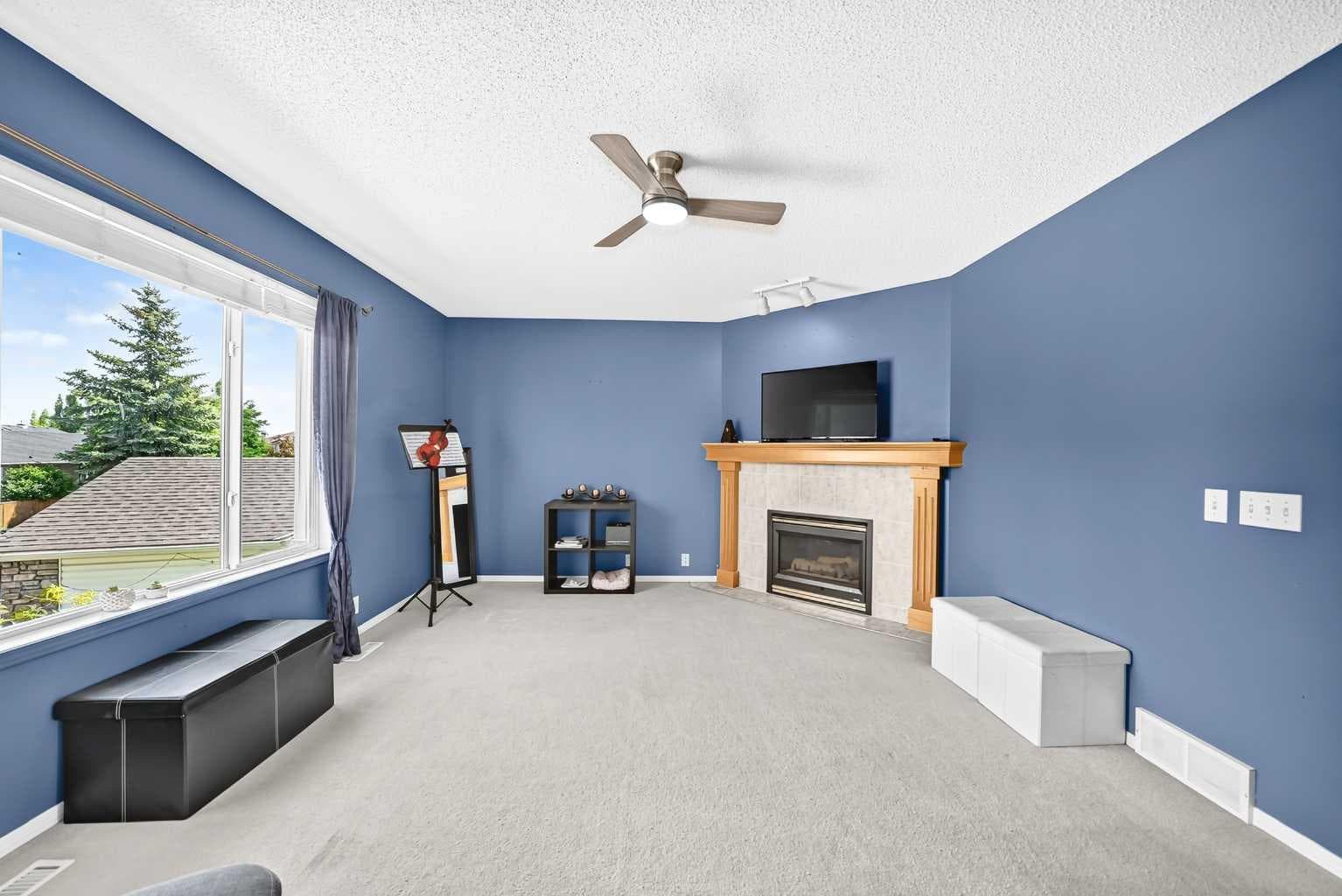 220 Shawbrooke Manor SW
