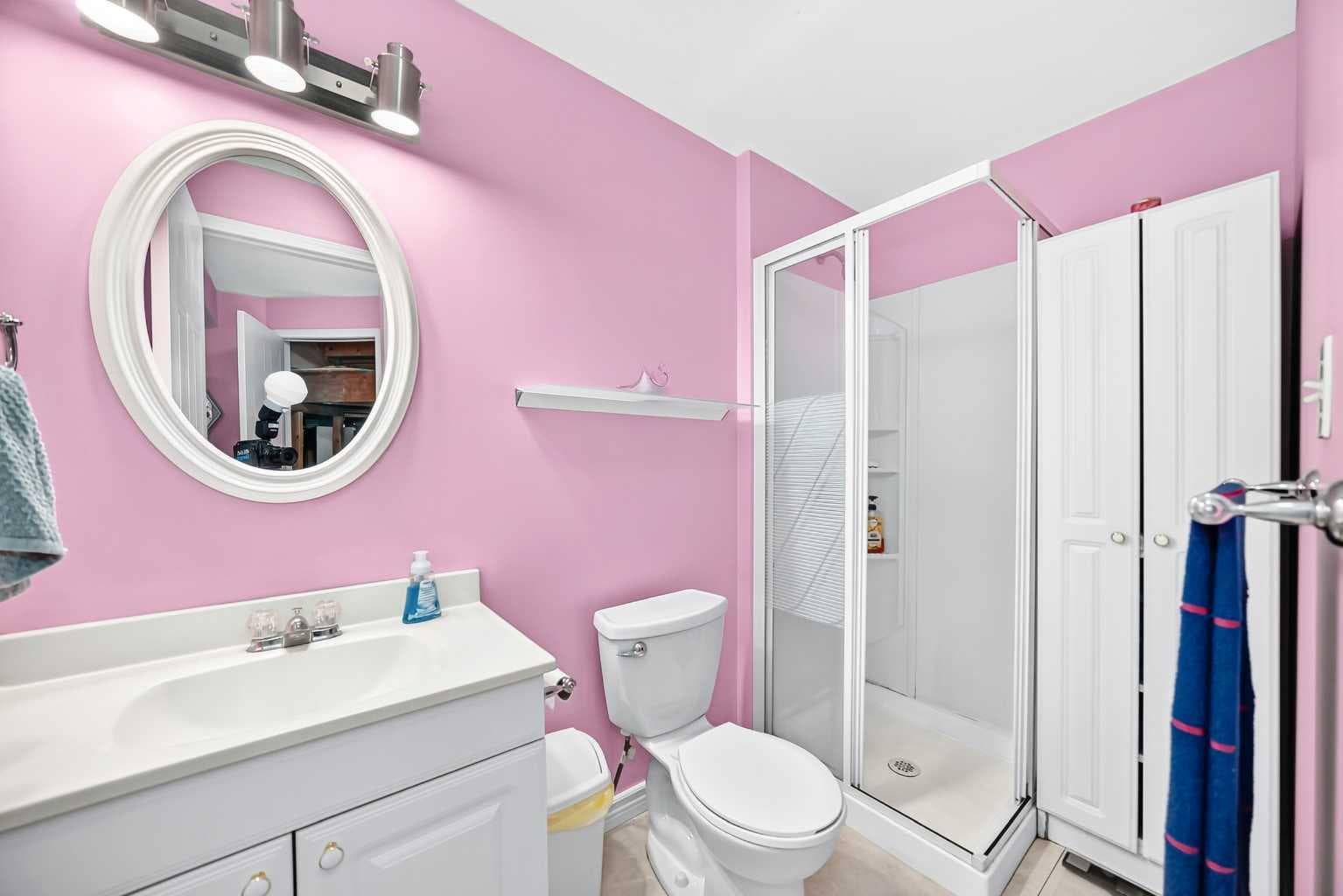 220 Shawbrooke Manor SW