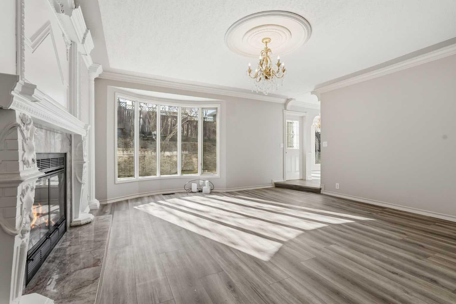 91 Patterson Crescent SW