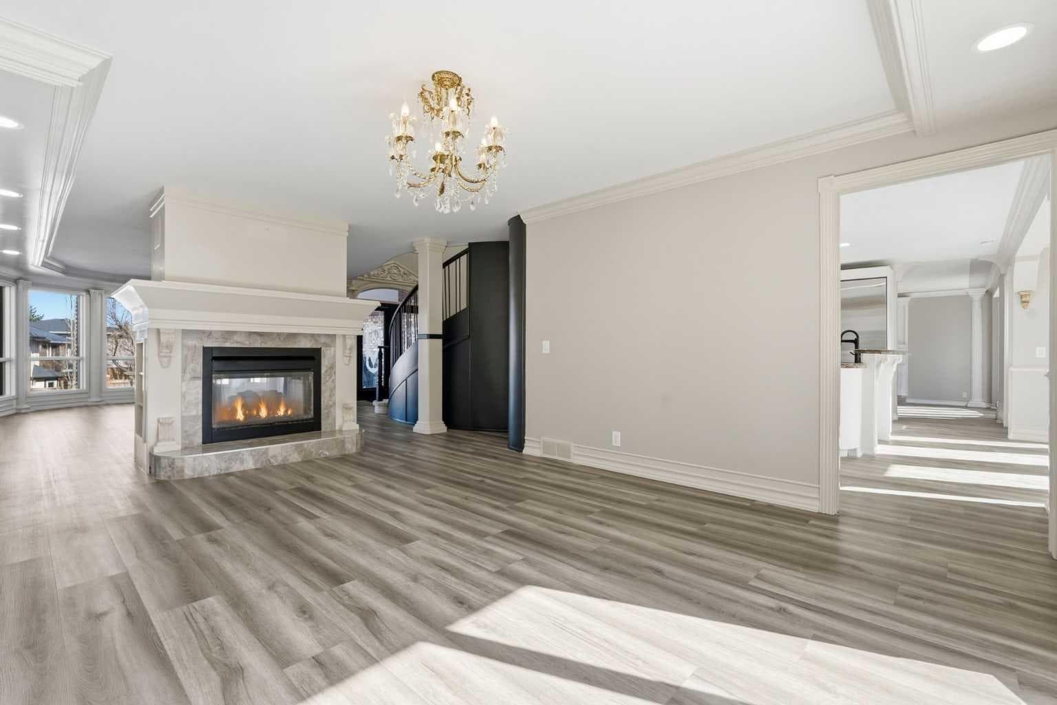 91 Patterson Crescent SW