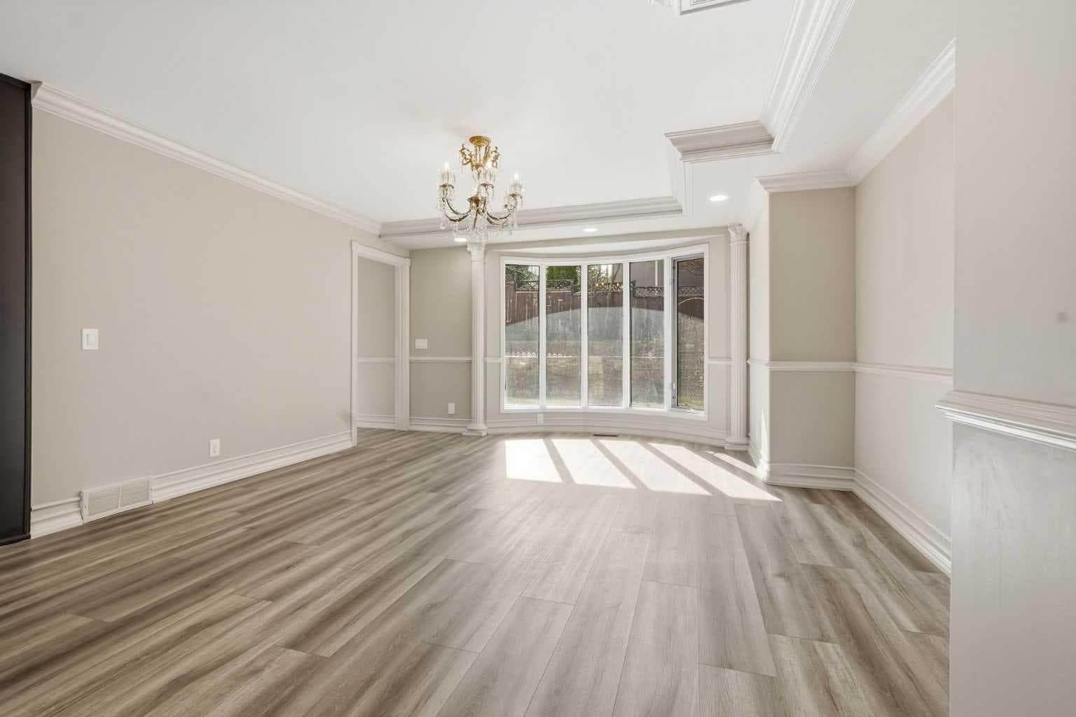 91 Patterson Crescent SW