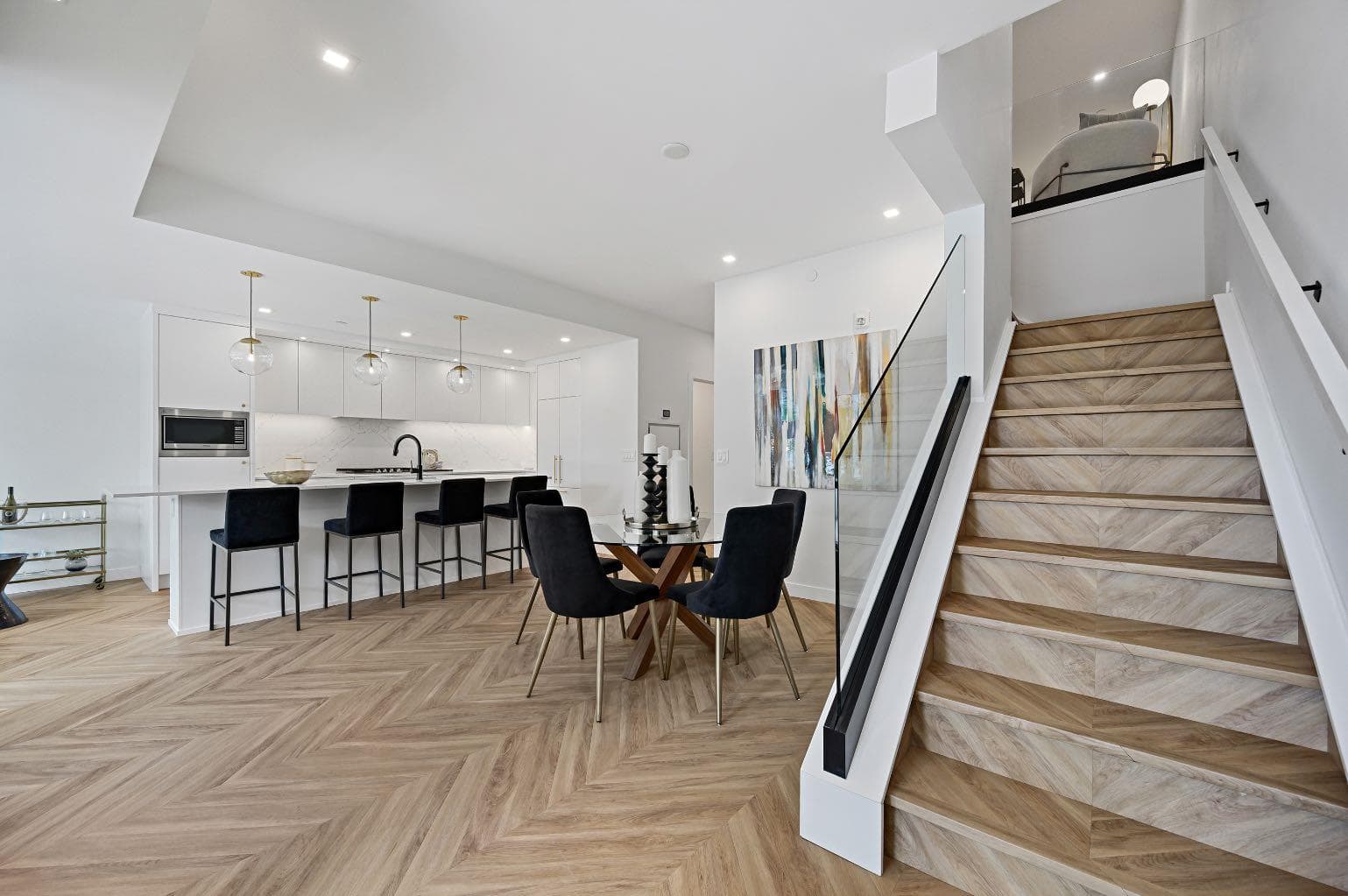114, 8505 Broadcast Avenue SW