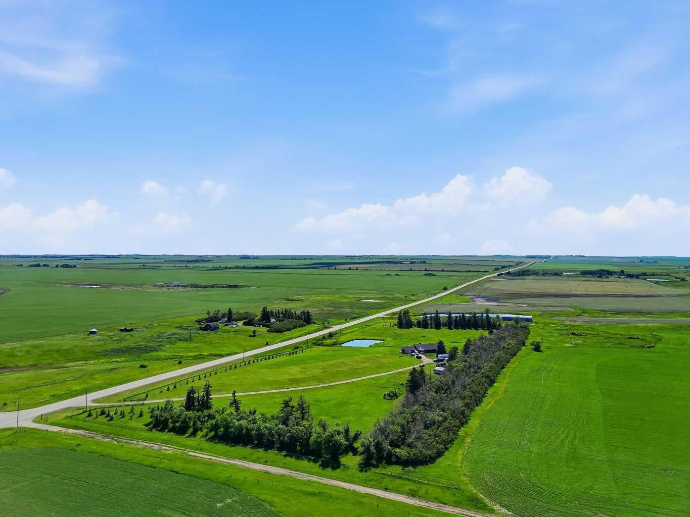 274006 Township Road 262  