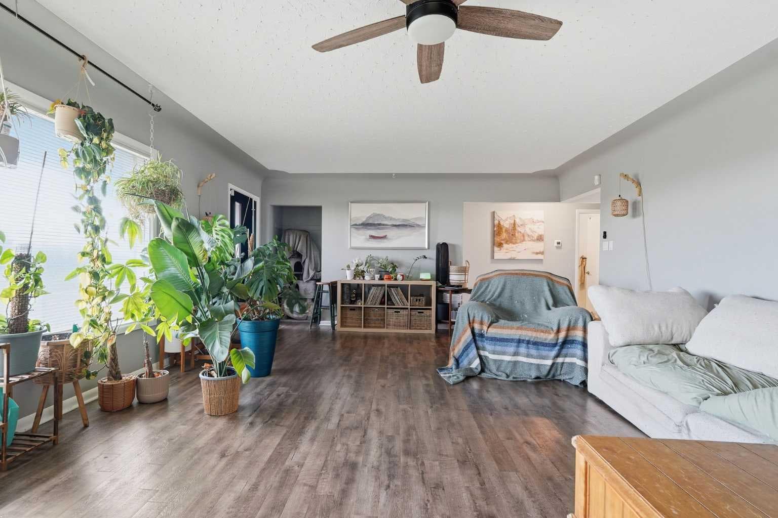 274006 Township Road 262  