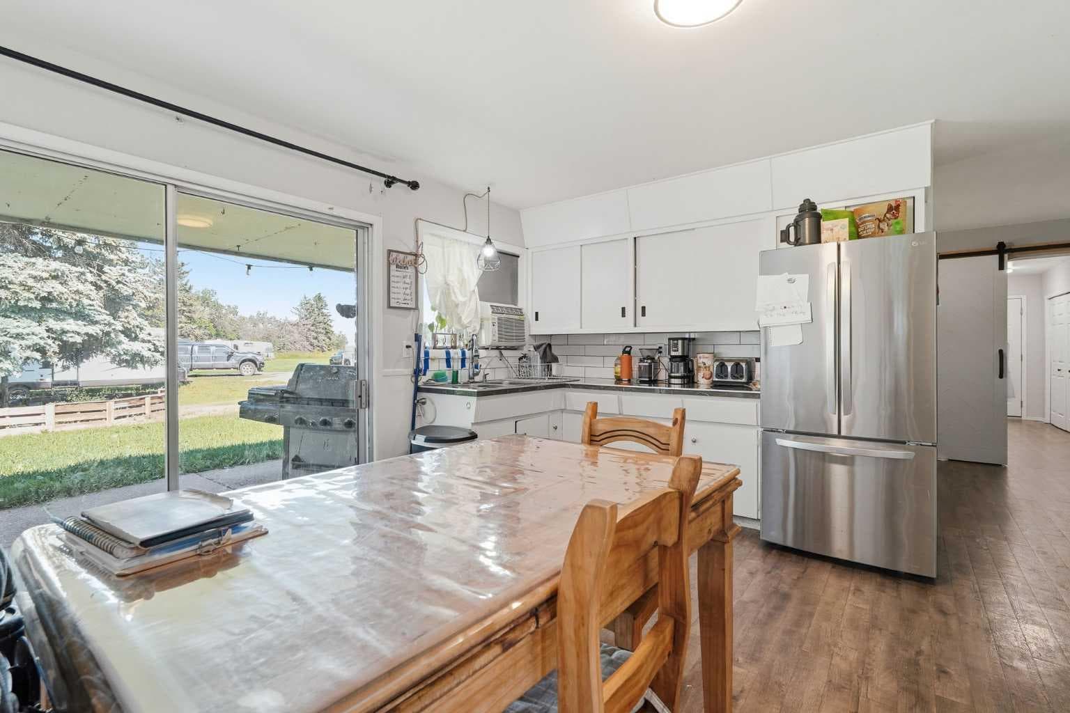 274006 Township Road 262  
