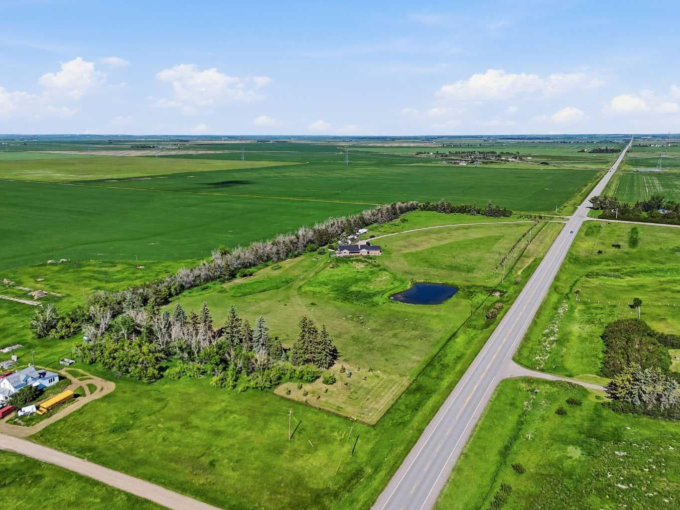 274006 Township Road 262  