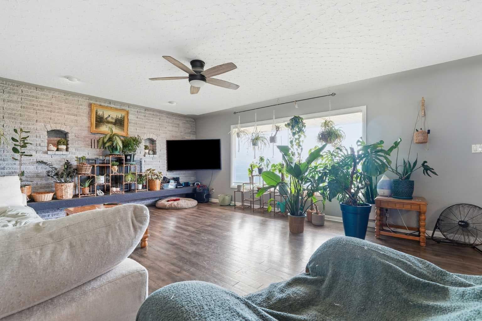 274006 Township Road 262  