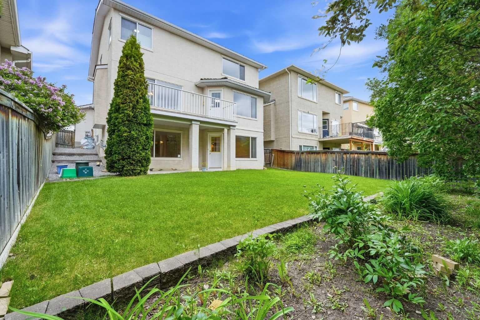 67 Sienna Heights Way SW