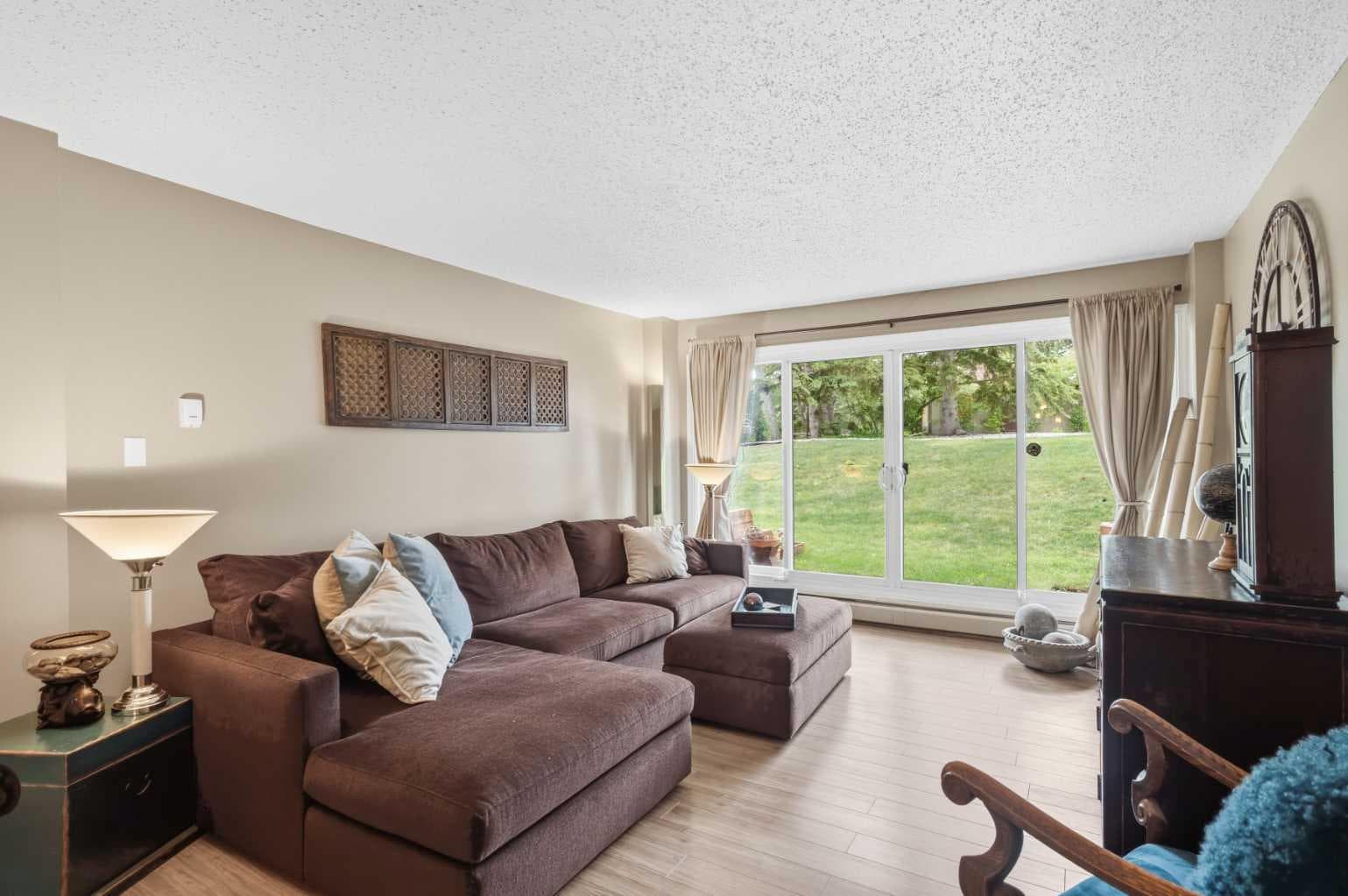 183, 8948 Elbow Drive 