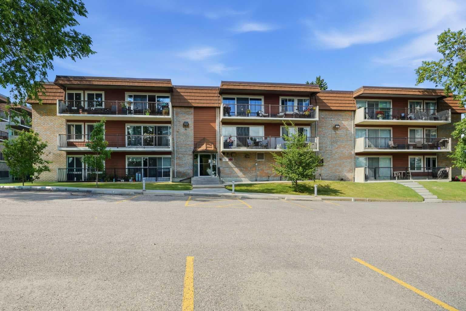 75D, 231 Heritage Drive SE