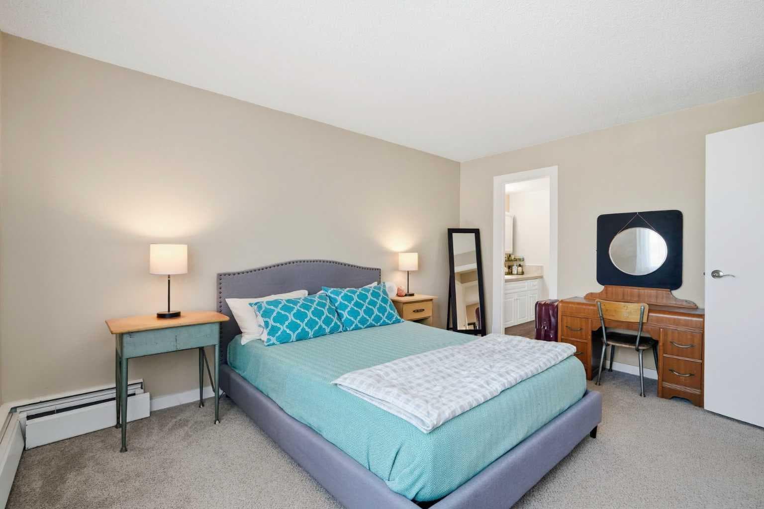 75D, 231 Heritage Drive SE