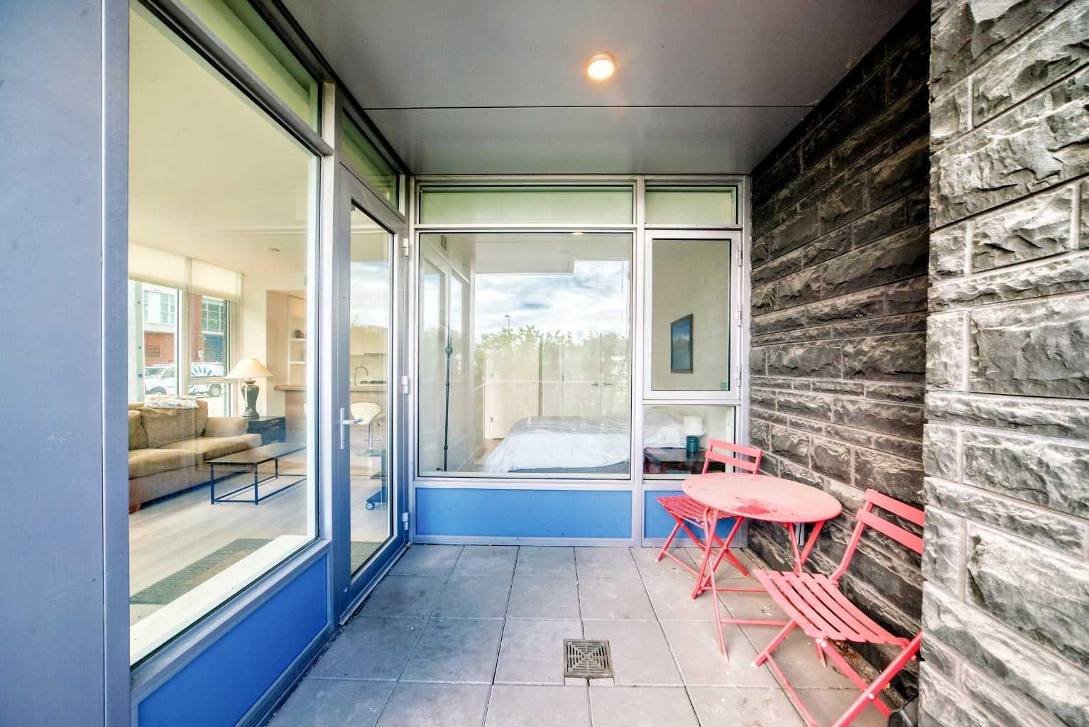 106, 118 Waterfront Court SW