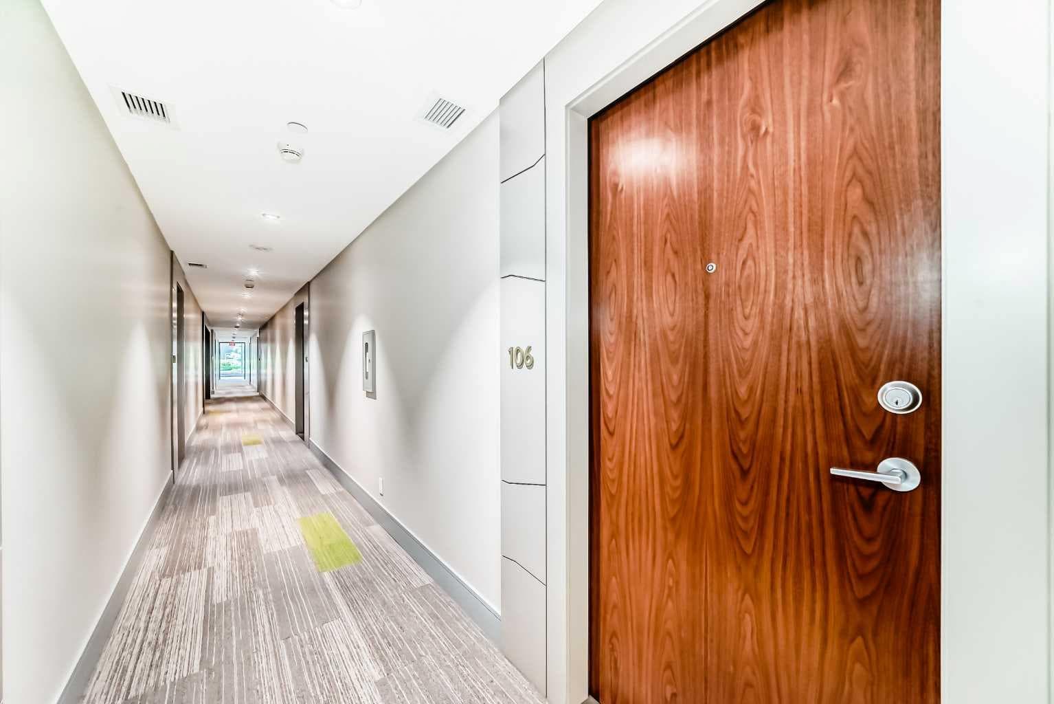 106, 118 Waterfront Court SW