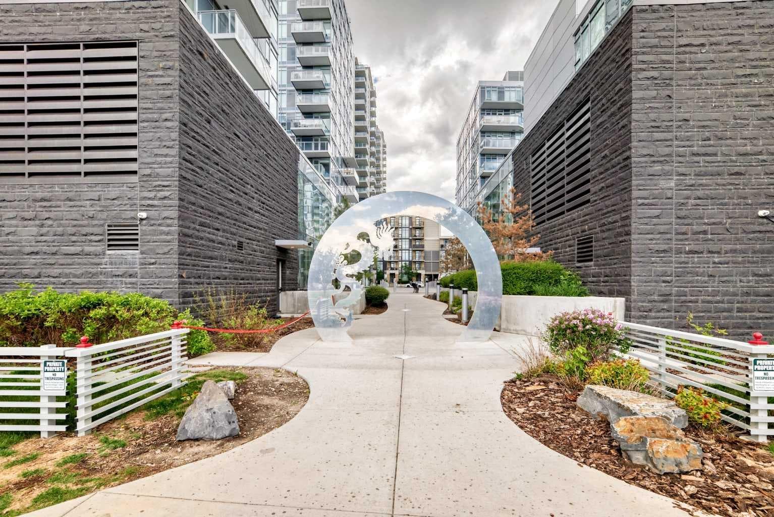 106, 118 Waterfront Court SW
