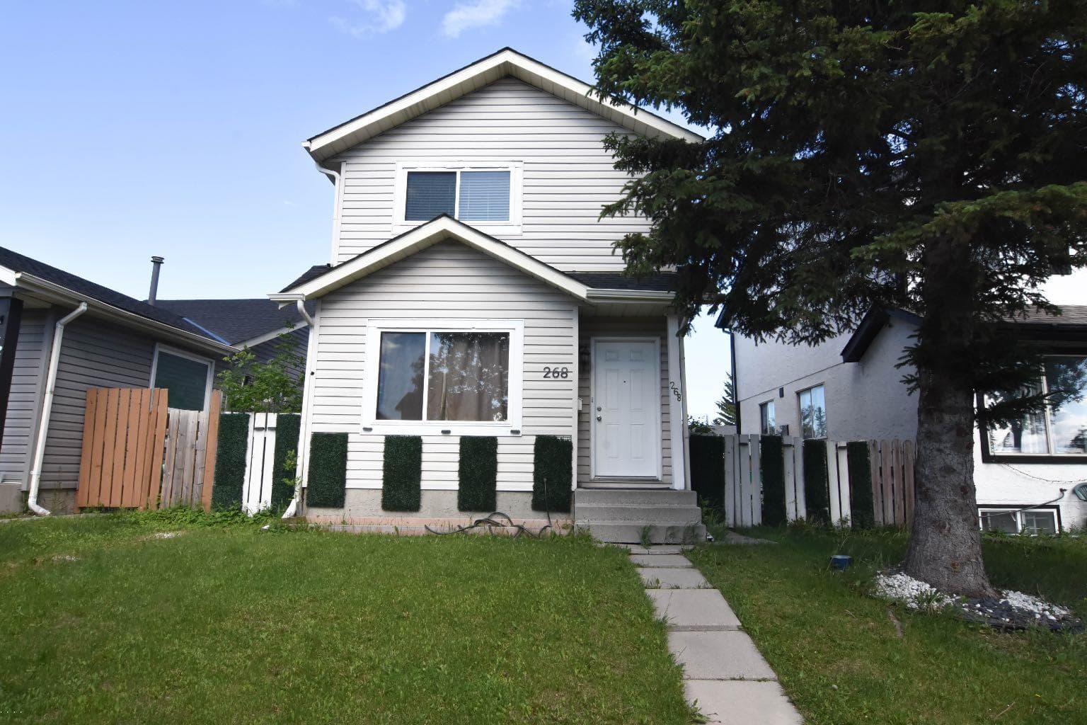 268 Falton Drive NE