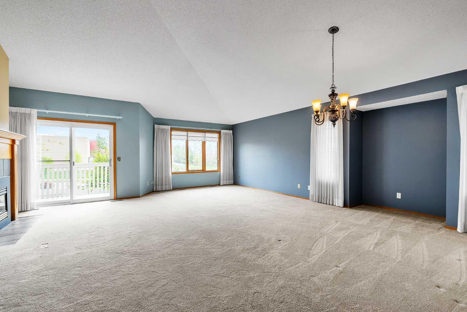 8 Edgepark Villas NW