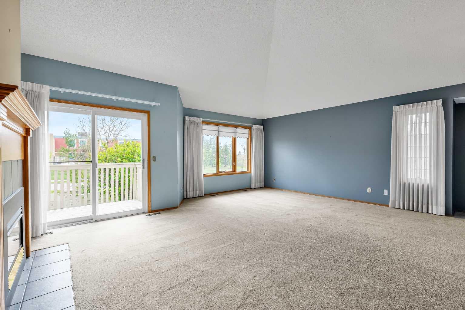 8 Edgepark Villas NW