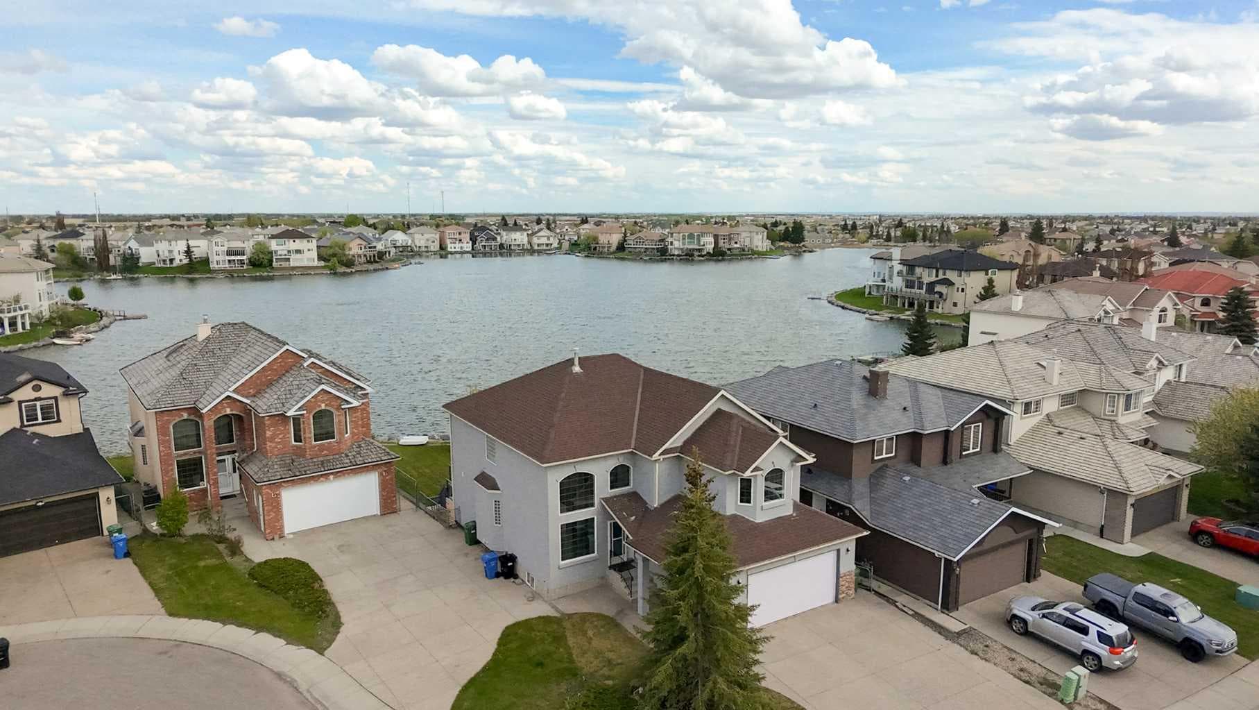 151 Coral Shores Landing NE