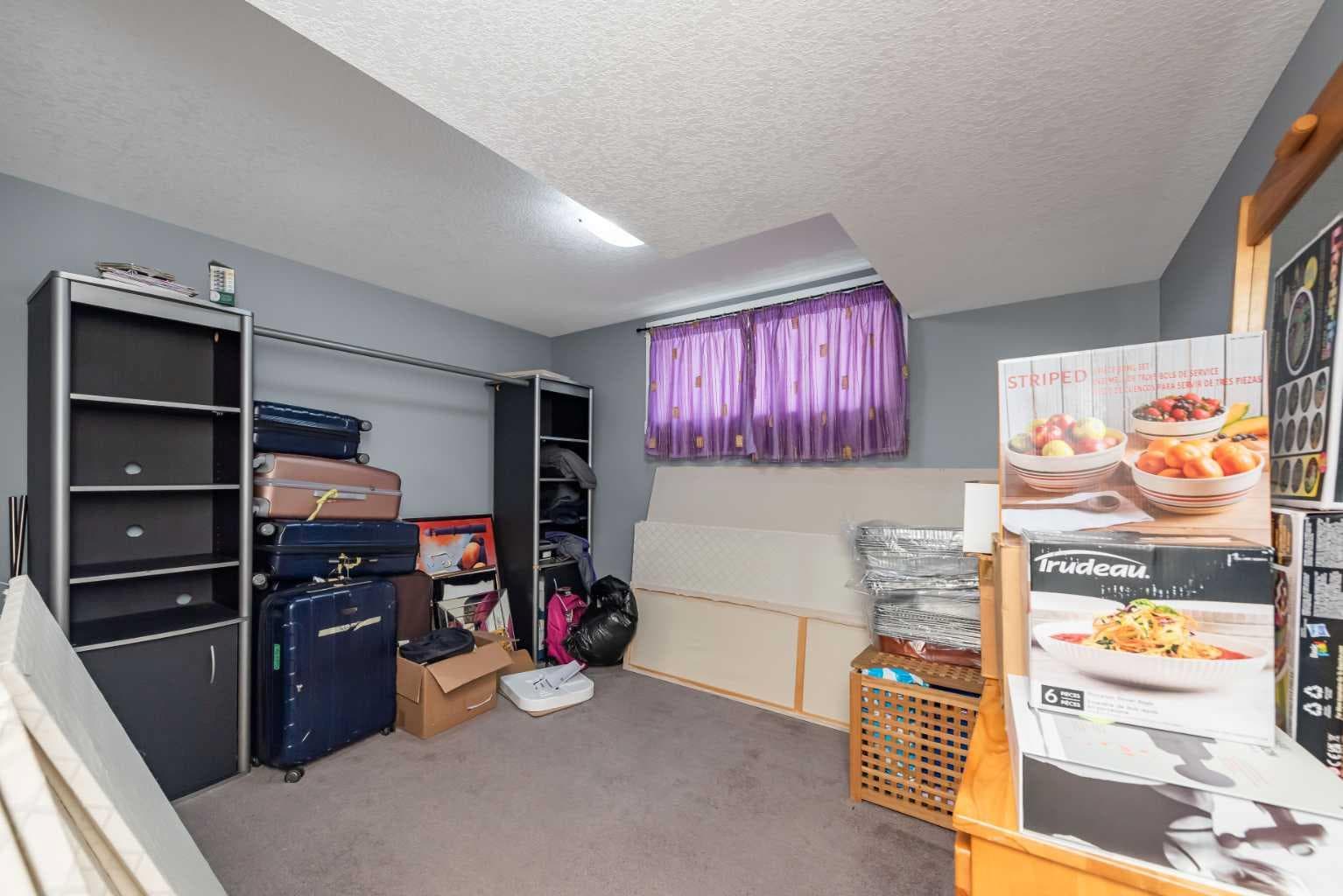 227 Redstone Heights NE