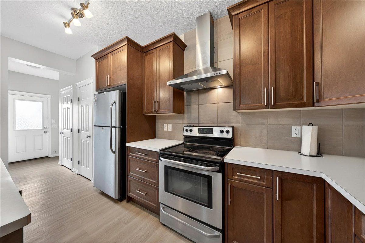 15 Savanna Parade 