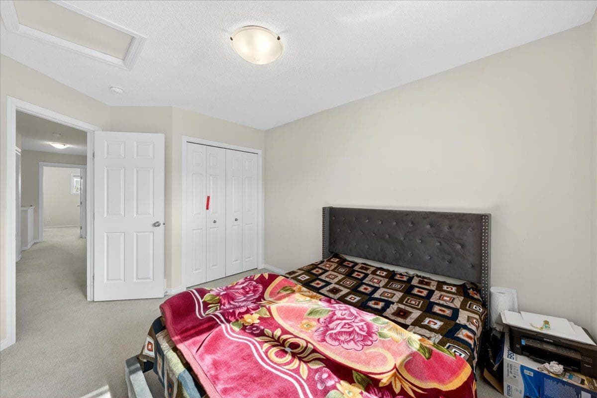 15 Savanna Parade 