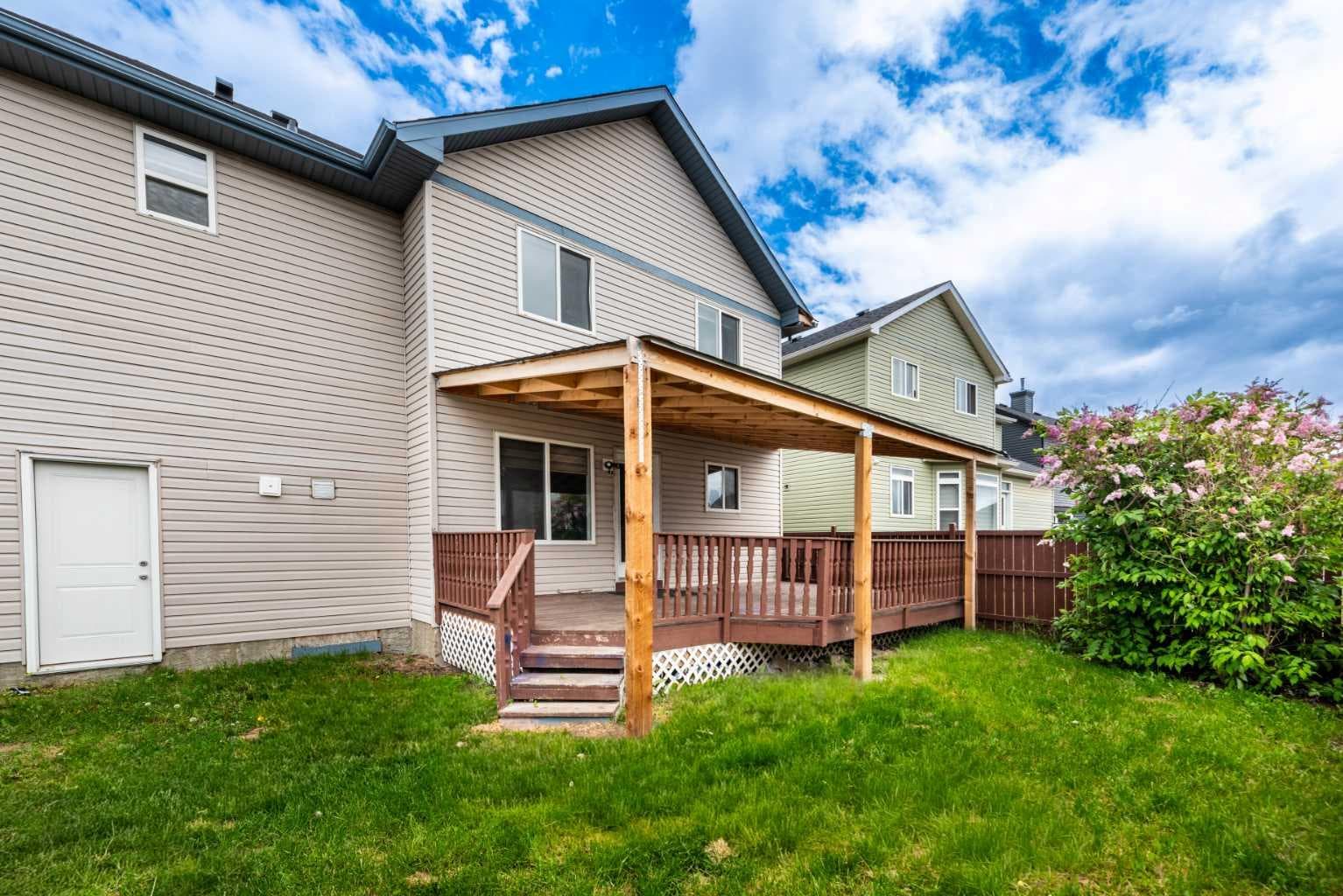 15 Martha's Haven Green NE