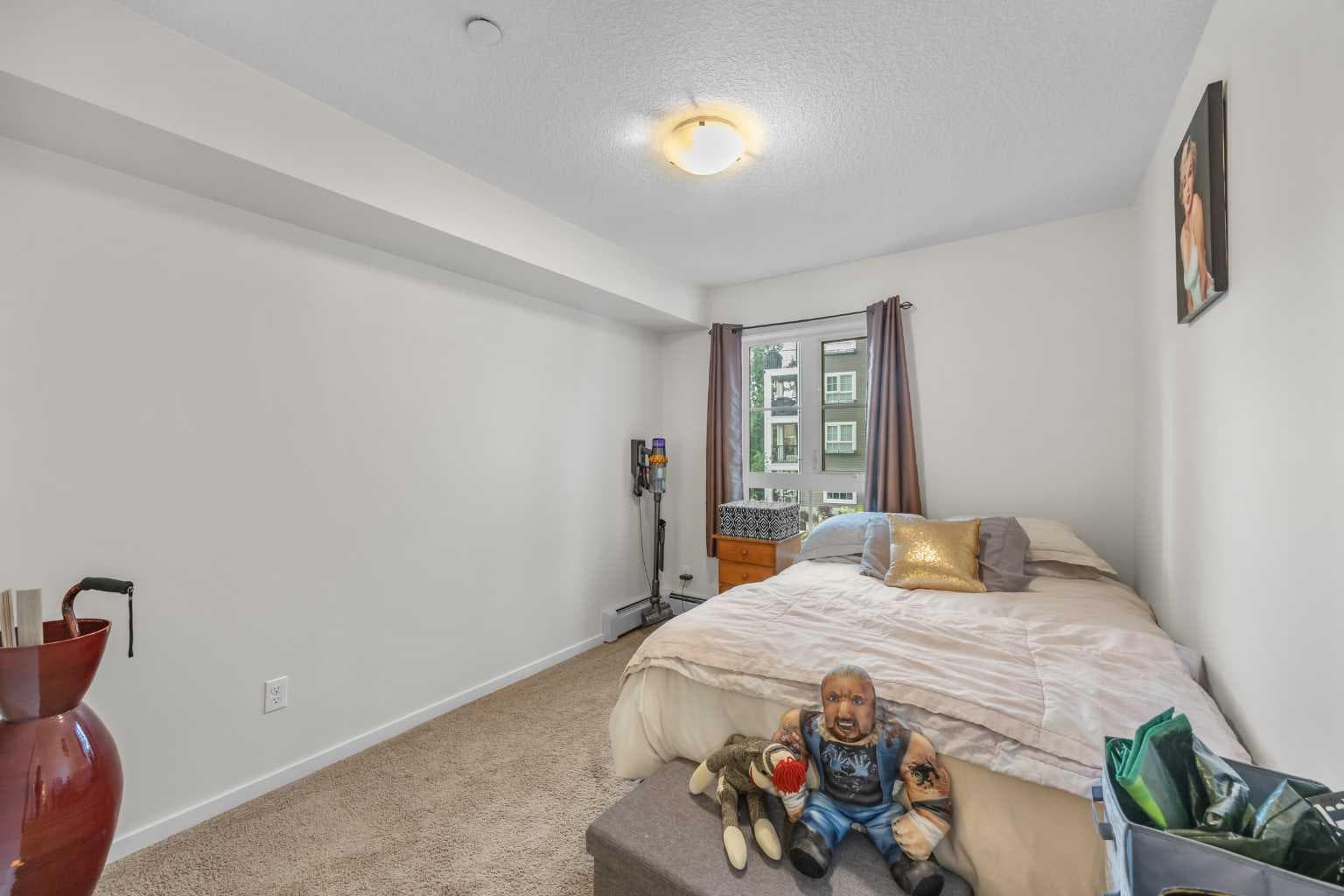 5209, 279 Copperpond Common SE