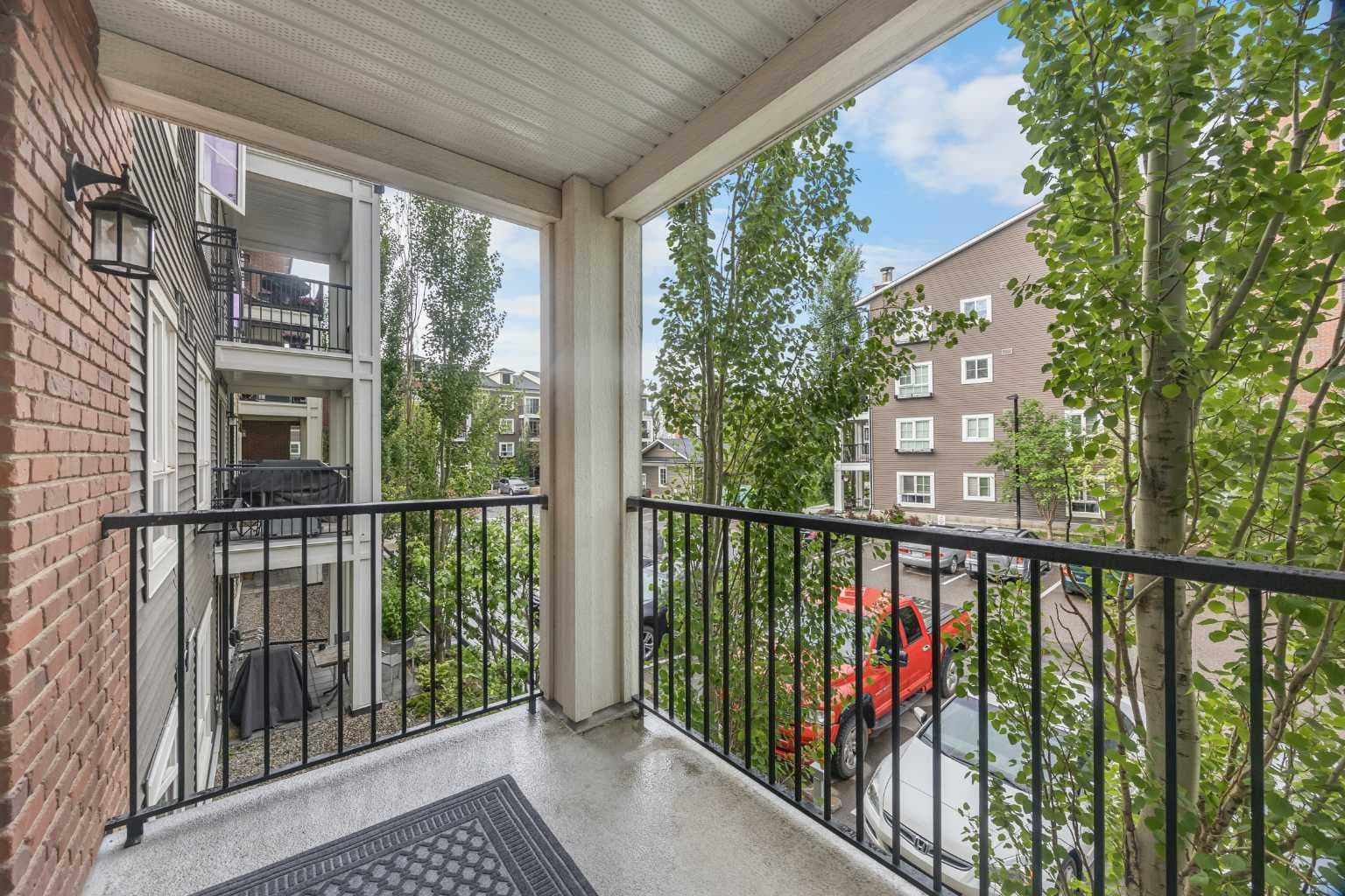 5209, 279 Copperpond Common SE