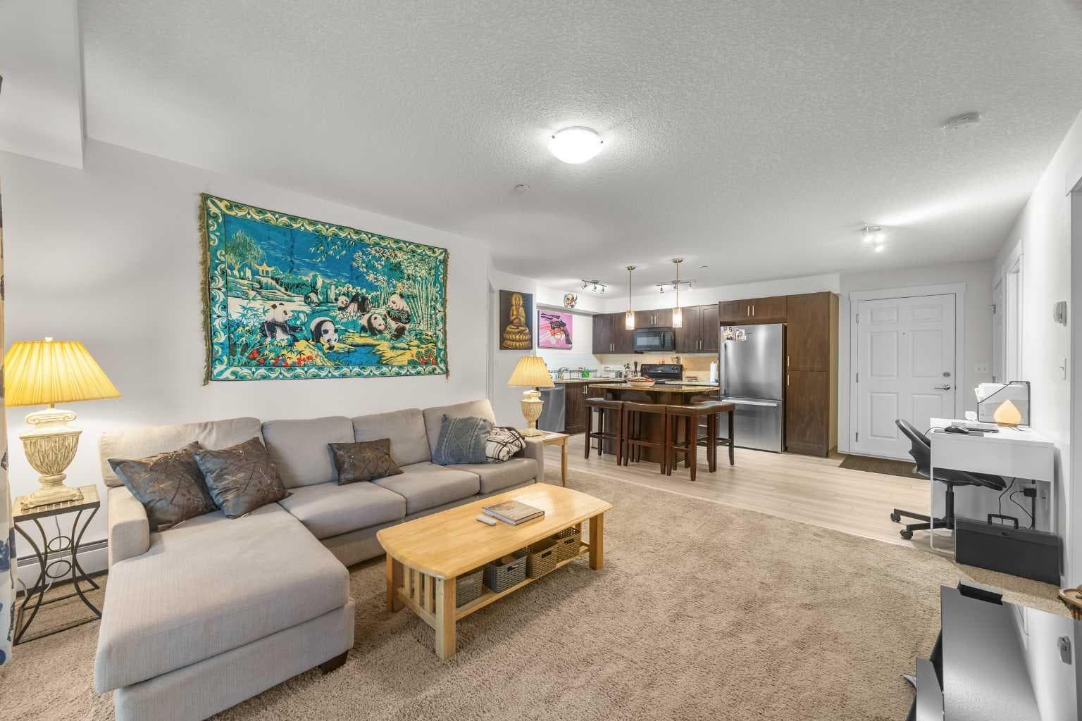 5209, 279 Copperpond Common SE