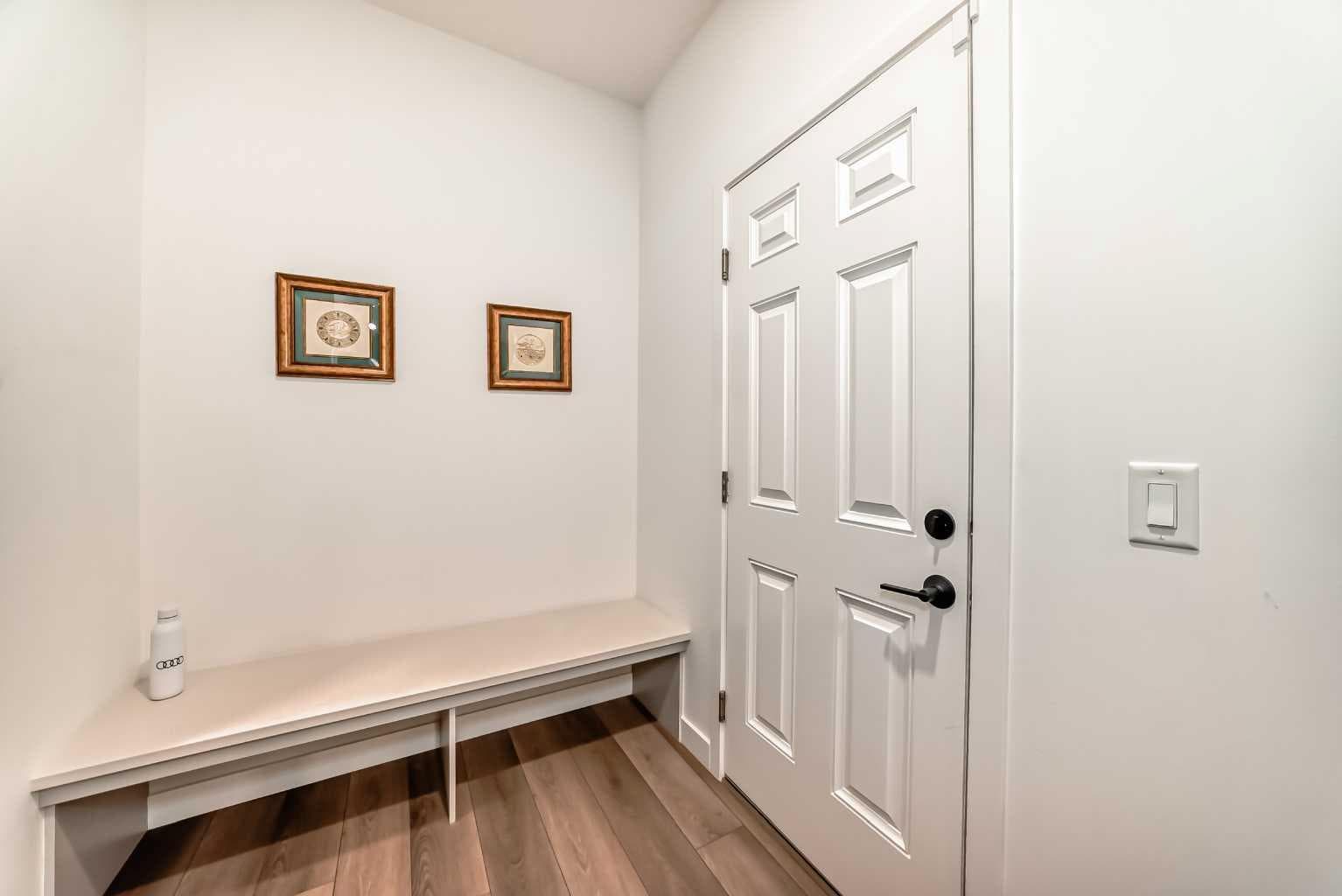 385 Edith Road NW